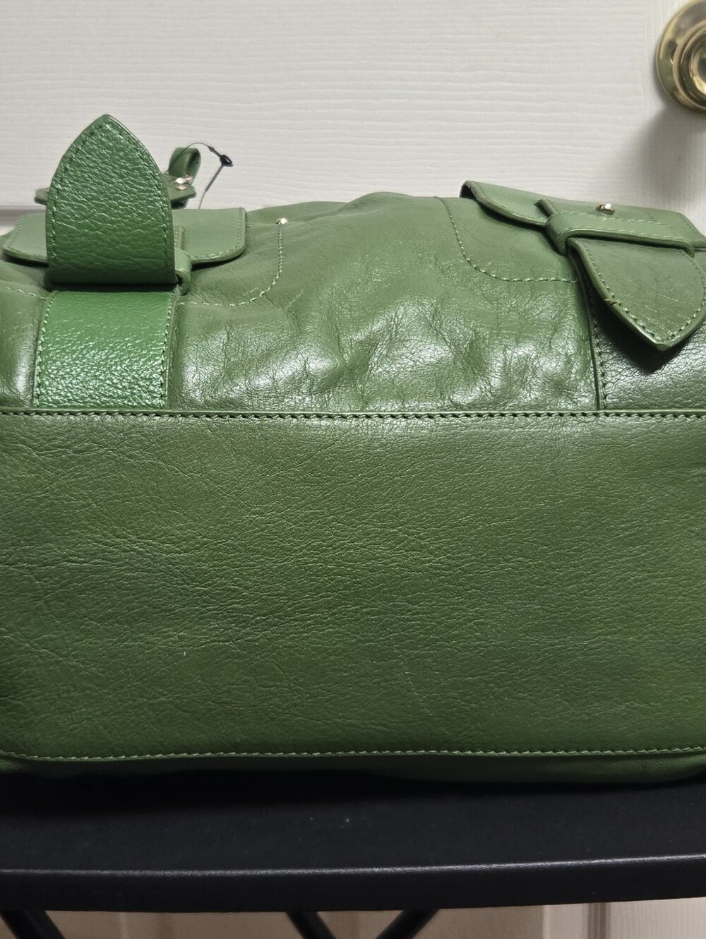 Extra Large Maxx New York Green Leather Barrel Handbag - Designer Style - Picture 6 of 13
